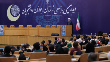 イラン大統領、「イランを核合意から離脱させようとするアメリカの計画は失敗した」