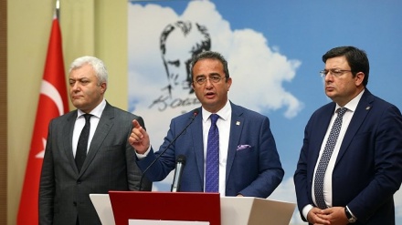 CHP'den 'Her oyumuz, mermidir bizim' paylaşımı yapan TRT yöneticisi hakkında suç duyurusu