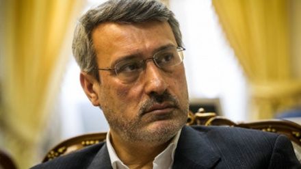سفیر ایران در انگلیس: آمریکا قادر به تغییر اراده مردم ایران نیست