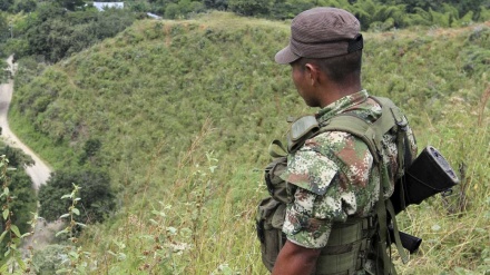 Bombardeamento contra dissidentes das FARC faz 16 mortos