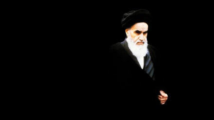 イランイスラム革命の指導者、ホメイニー師の命日