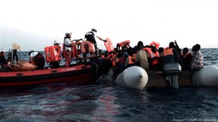 Spanish PM calls for joint European action on refugees
