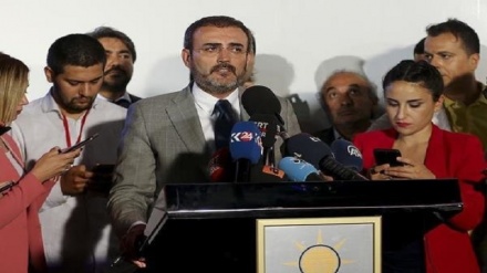 AK parti seçim sonuçlarına saygı gösterilmesini istedi 