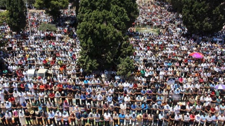 Oltre 50mila fedeli hanno pregato nella moschea di al-Aqsa