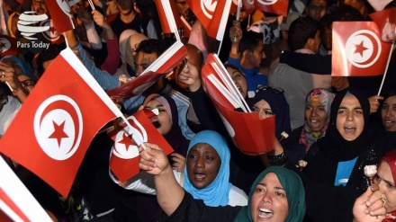 Watunisia waandamana kupinga njama chafu za Imarati dhidi ya nchi yao 