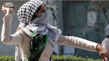 Dhjetëra mijëra gra palestineze protestojnë në lindje të Gazës