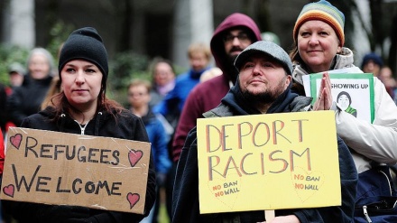 ニューヨークタイムズ、「トランプ大統領の移民排斥政策は、アメリカにとって一巻の終わり」