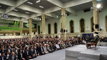 Universteti mıhəğğiğon iyən eliton i dastə de Yolə Rəhbəri vindemon 