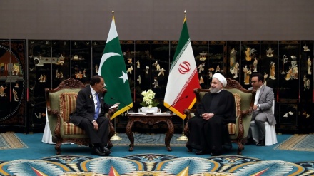 Ruhani: Tehron de İslam Abad həmkarion inkişof doe tələb kardə.