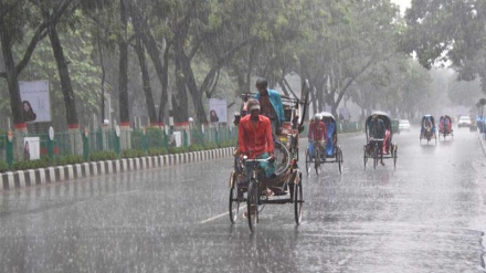 বাংলাদেশে মৌসুমি বায়ু ও লঘুচাপে বিরামহীন বৃষ্টি: প্লাবিত দক্ষিণাঞ্চল