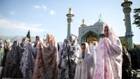 Shalat Idul Fitri di BerbagaI Wilayah Iran