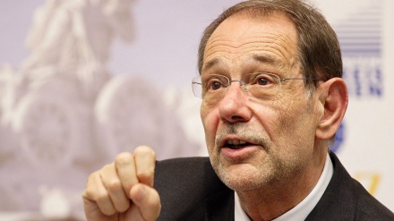 Estados Unidos niega el permiso de entrada al político español, Javier Solana