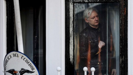 Mosmarrëveshjet e vazhdueshme në Britani për dorëzimin e Assange tek Shtetet e Bashkuara