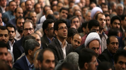 Puntos de vista del Líder de la Revolución Islámica de Irán( necesidades del avance de las universidades)