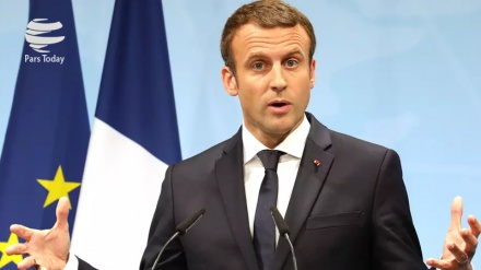 Macron ya yi wa Ministocinsa garanbawul