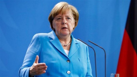 Merkel, con Italia accordo impossibile