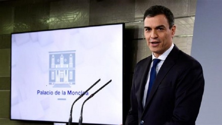 Spain’s new PM unveils pro-EU government dominated by women