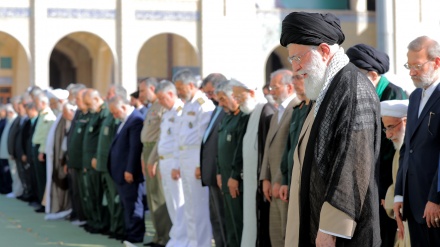 Fotos+video: Rezo Colectivo de Eid al-Fitr en Teherán-2018