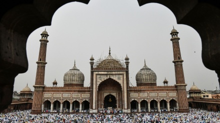 Falja a namazit të Fitër Bajramit në Indi dhe Pakistan