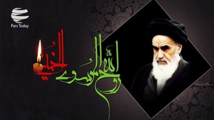 Líder recebeu em audiência as pessoas no 29º aniversário de falecimento do Imam Khomeini (RA)