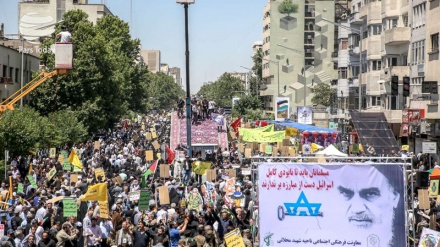 Dünya Kudüs Günü'nde İran genelinde Filistin'e destek yürüyüşü düzenlendi