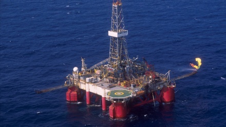 Nova lei pode fazer Petrobras abrir mão de 3 bilhões de barris de petróleo