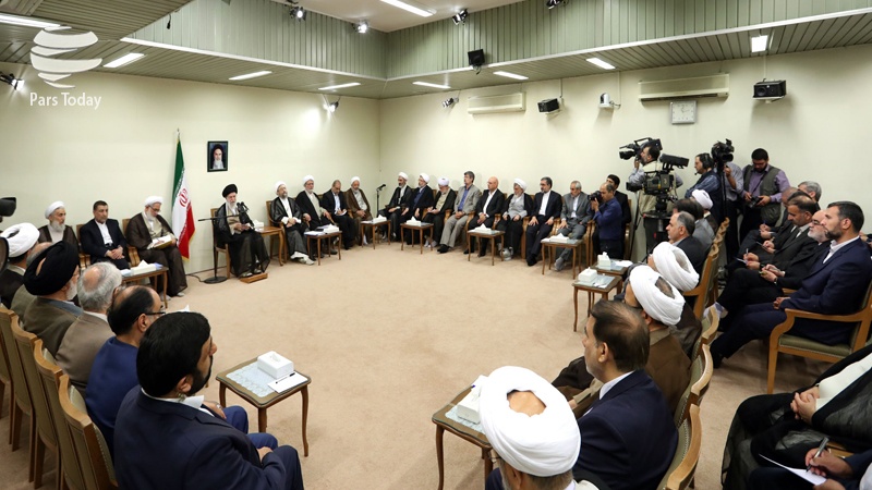 As importantes observações do líder da Revolução Islâmica no Irã no seu encontro com membros do poder Judiciário 