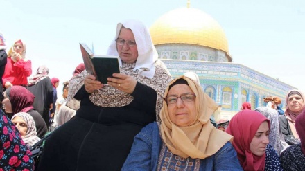 Pasukan Israel Usir Sekelompok Wanita Palestina dari al-Aqsa