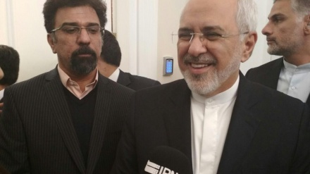 Iran: Zarif elogia partners trattato nucleare per resistenza a Usa