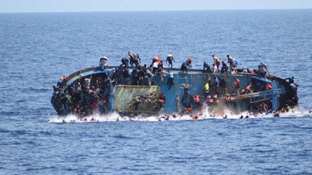 Another boat capsizes off Libya, 63 refugees go missing