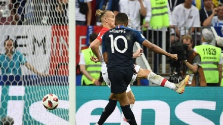 France beats Croatia to win second World Cup title