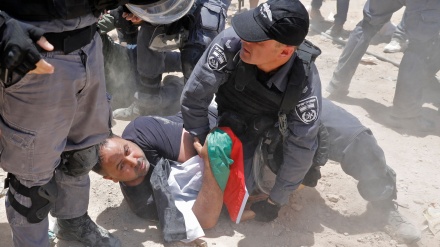 Боздошти фаластиниён дар ҳамлаи густардаи артиши саҳюнистӣ ба Каронаи Бохтарӣ

