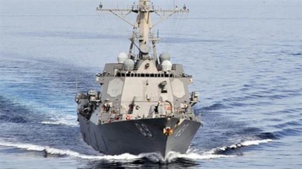 মার্কিন যুদ্ধজাহাজকে ধাওয়া দিল রুশ নৌবাহিনী