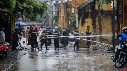 About 10 people die in floods in northern Vietnam