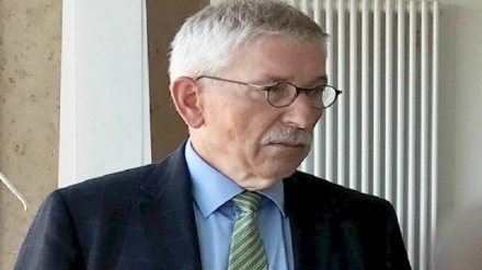 Худдории ношири олмонӣ аз интишори китоби зиддиисломӣ

