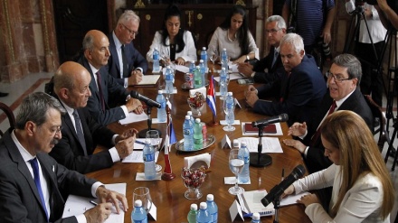 Reforço de laços com Cuba domina visita de chefe da diplomacia francesa