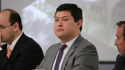 Ministro do Trabalho brasileiro afastado do cargo após investigações de fraude