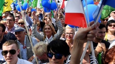 Protesta kundër reformave në gjyqësorin e Polonisë
