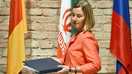 Mogherini: Penting Menormalisasi Hubungan Ekonomi dengan Iran