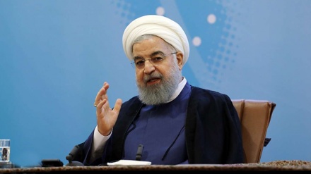 イラン大統領、トランプ大統領に危険なゲームをやめるよう警告