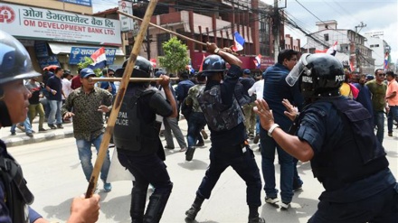 Police injure dozens in Nepal healthcare protest