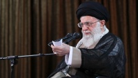 ハーメネイー師が、各国に駐在するイランの大使や公使、そしてイラン外務省の責任者らと会談する