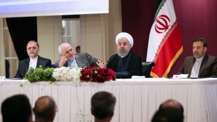 イラン大統領、「イラン国民は、外国の圧力に屈しない」