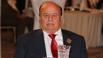 Expresidente yemení alaba crímenes saudíes en Yemen