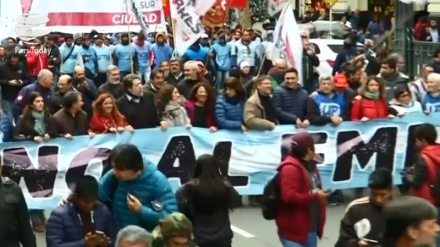 Argentina, proteste contro austerity: 9 feriti e 27 arresti