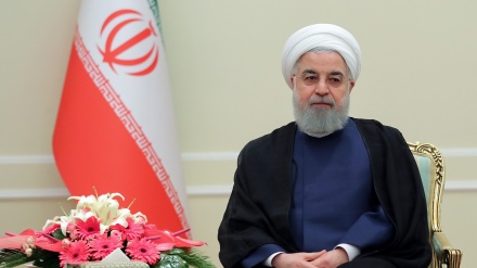 Presidente em uma reunião com embaixadores iranianos em países