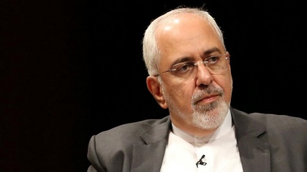 Zarif: Eýran ýewropadan gürlemegiň we beýannama çykarmagyň verine amal etmegini isleýär