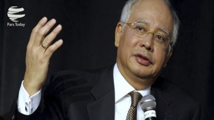 धन शोधन के 21 मामलों में फंसे नजीब रज़्ज़ाक़