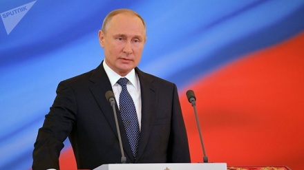 Putin svela chi può diventare presidente