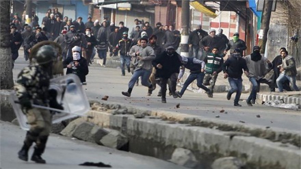 Kashmir tense ahead of controversial court hearing